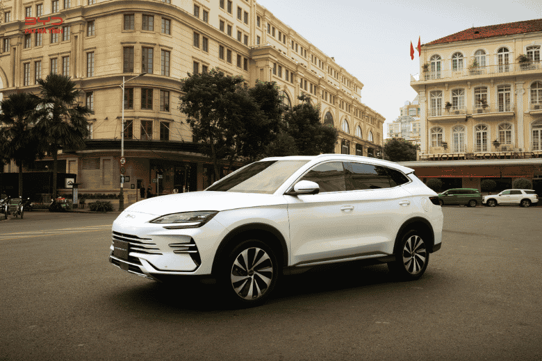 so-sanh-byd-sealion-6-dynamic-va-premium