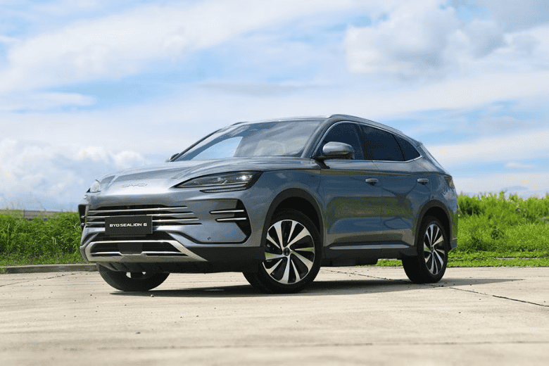 co-nen-mua-byd-sealion-6